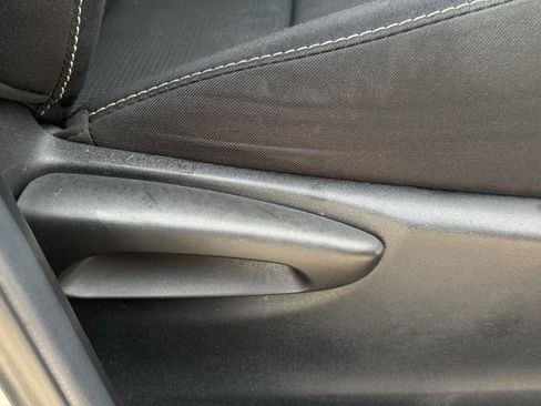 Used 2018 Toyota RAV4 XLE image 32