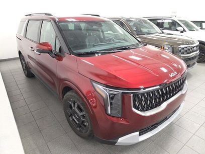 Certified 2025 Kia Carnival EX