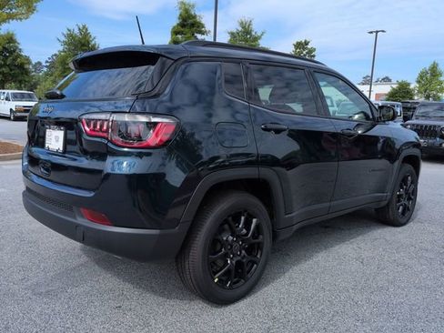 New 2026 Jeep Compass Latitude AWD/4WD image 4