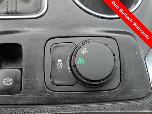 Used 2019 Chevrolet Traverse LT image 25