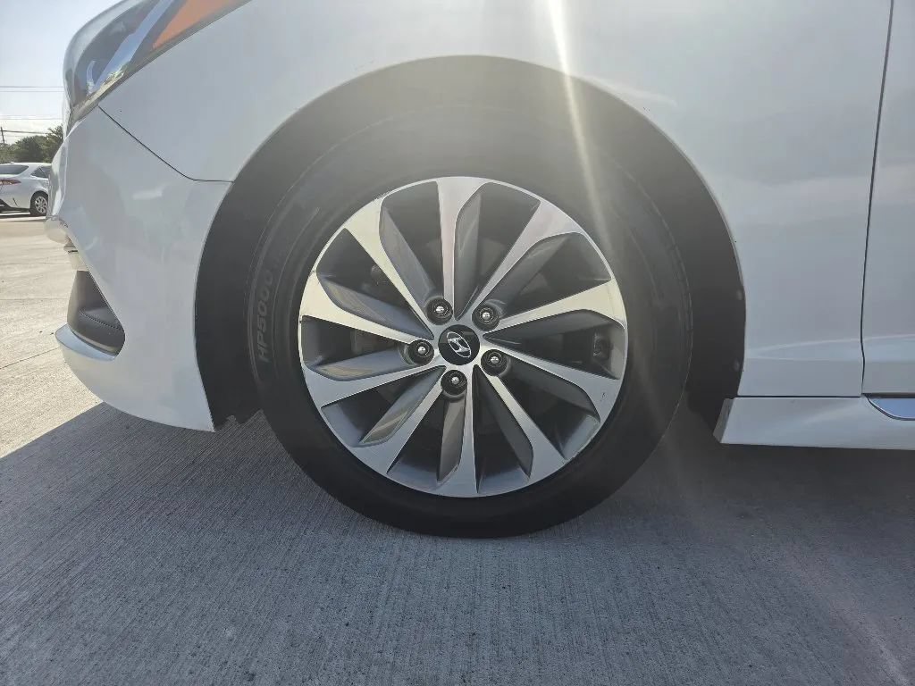 Used 2016 Hyundai Sonata Sport FWD image 11