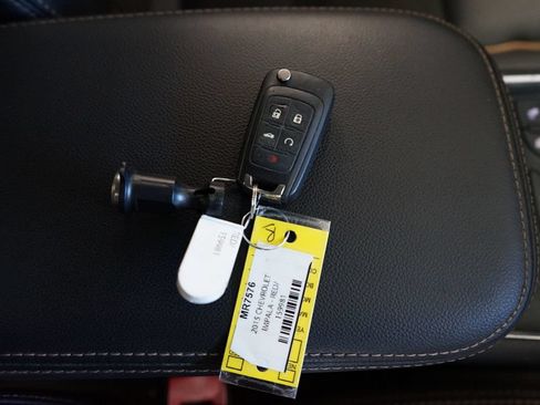 Used 2015 Chevrolet Impala LT FWD image 51