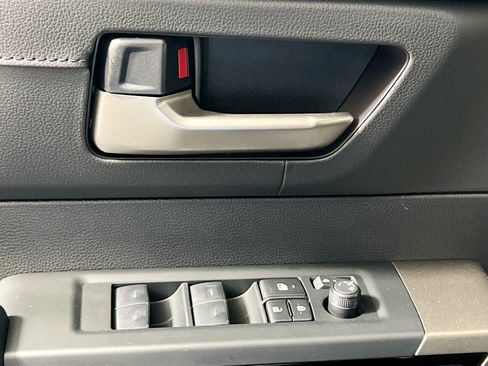 New 2026 Toyota Tundra Limited AWD/4WD image 16