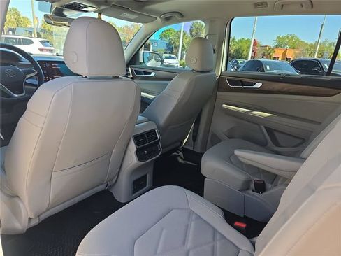 New 2026 Volkswagen Atlas SE FWD image 13