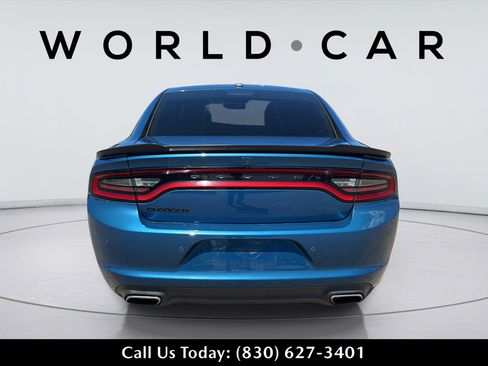 Used 2021 Dodge Charger SXT w/ Blacktop Package RWD image 8