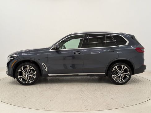 Used 2020 BMW X5 xDrive40i w/ Premium Package image 2