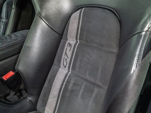 Used 2018 Porsche 911 GT3 RWD image 30