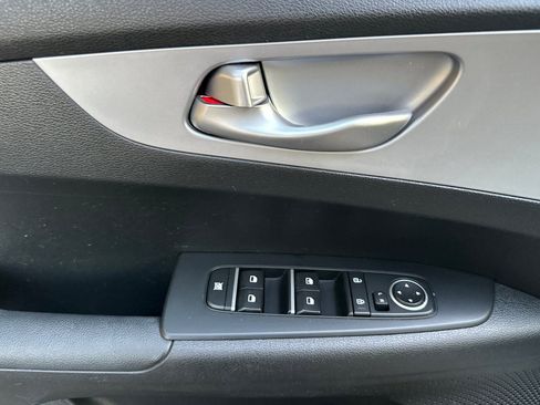 Certified 2024 Kia Forte LX image 8