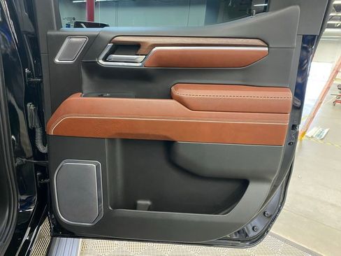 Used 2023 GMC Sierra 1500 Denali Ultimate image 10