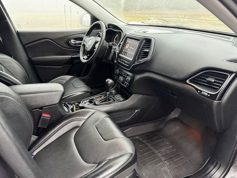 Used 2023 Jeep Cherokee Altitude Lux image 15