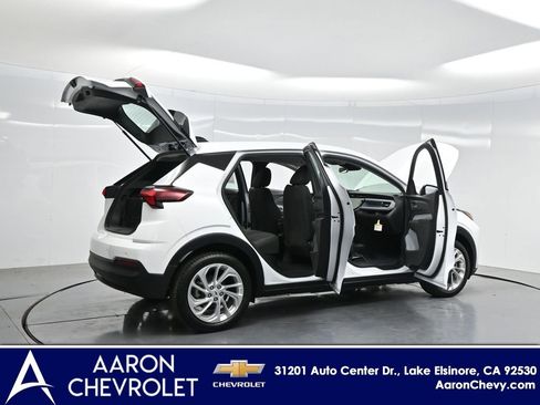 New 2027 Chevrolet Bolt LT w/ Comfort Package image 4