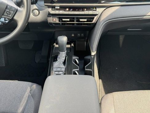 Used 2026 Toyota Camry LE FWD image 21