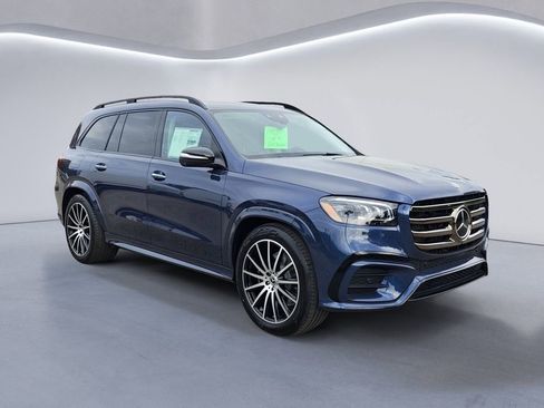 New 2026 Mercedes-Benz GLS 450 4MATIC image 2
