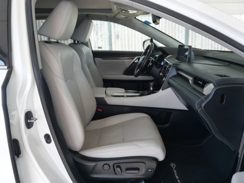 Used 2020 Lexus RX 350 FWD w/ Luxury Package image 17