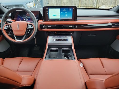 New 2026 Lincoln Aviator Reserve image 11