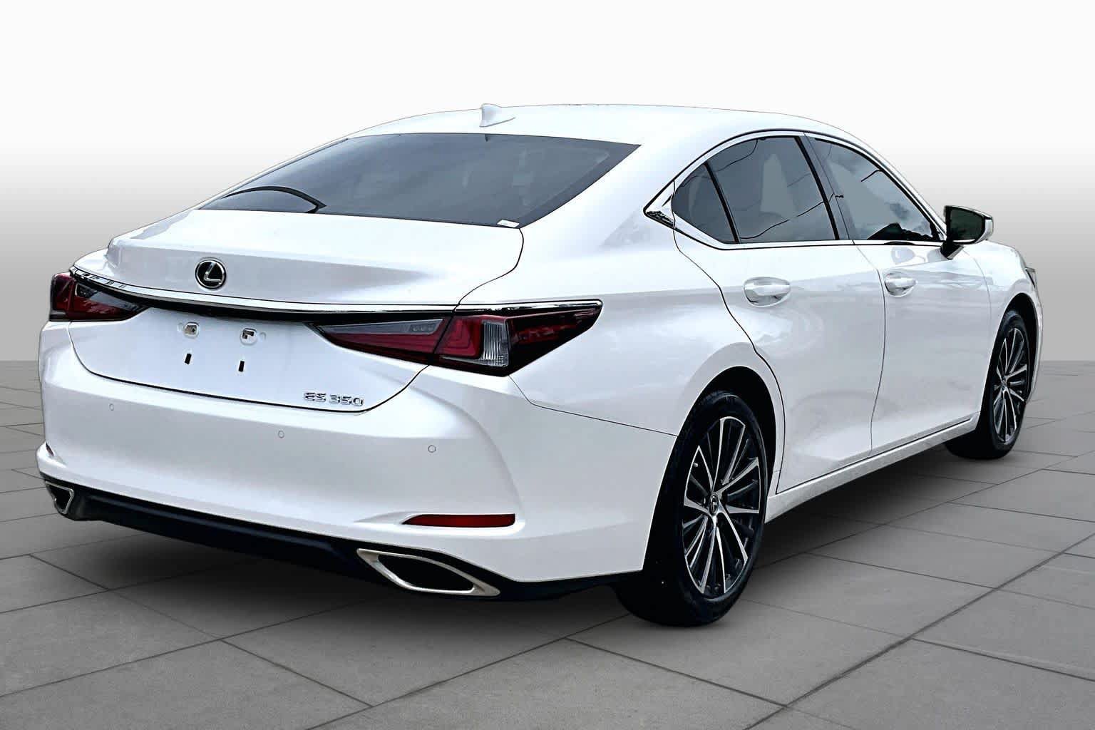 Used 2025 Lexus ES 350 w/ Premium Package FWD image 13