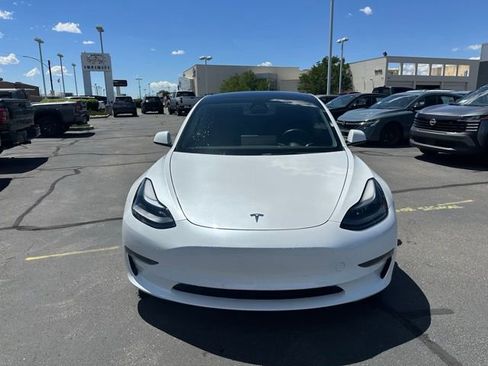 Used 2022 Tesla Model 3 Long Range AWD/4WD image 4