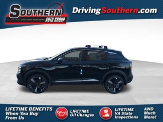New 2026 Nissan Kicks SR w/ Cold Weather Package 360° Tour