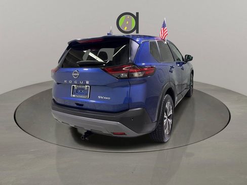 Used 2023 Nissan Rogue SV image 7