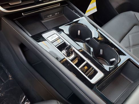 New 2026 Volkswagen Atlas Cross Sport SE image 9