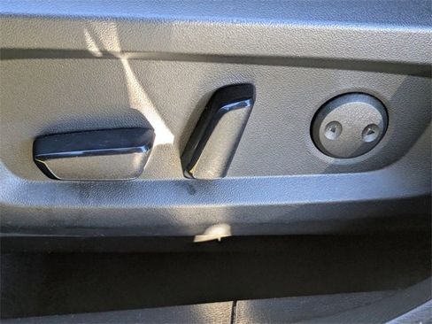 Used 2024 Mitsubishi Outlander SE image 22