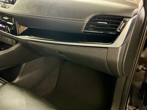 Used 2022 Nissan Rogue SL w/ SL Premium Package FWD image 34