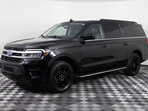 Used 2023 Ford Expedition Max XLT AWD/4WD image 1