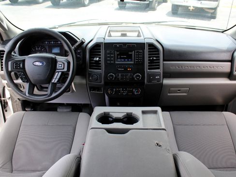 Used 2019 Ford F250 XL w/ XL Value Package image 25