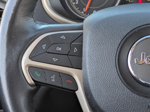 Used 2016 Jeep Cherokee Latitude w/ Cold Weather Group image 22