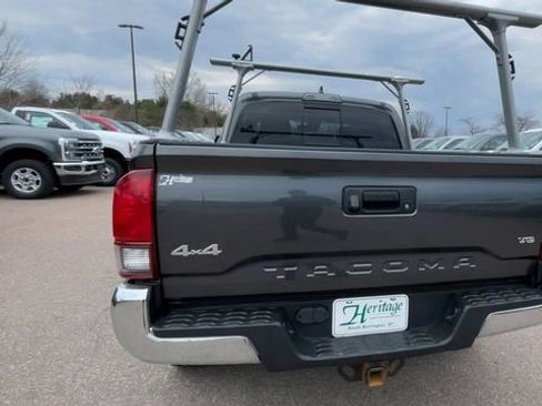 Used 2019 Toyota Tacoma SR5 image 3