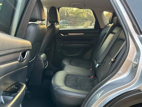 Used 2020 MAZDA CX-5 Touring image 11