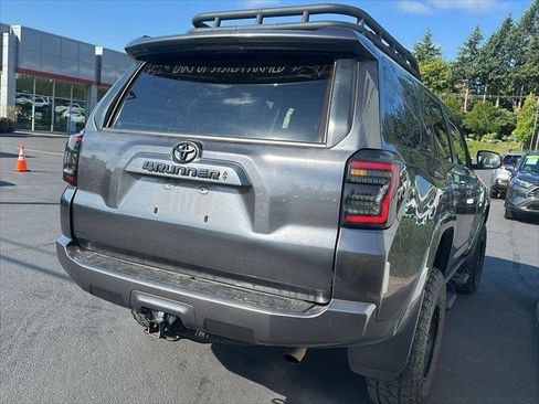 Certified 2023 Toyota 4Runner SR5 Premium w/ Moonroof Package AWD/4WD image 29