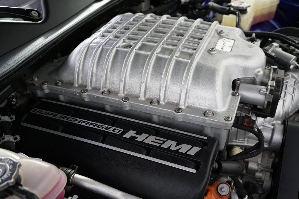 Used 2020 Dodge Challenger SRT Hellcat RWD image 27