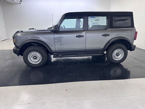 Used 2025 Ford Bronco 4-Door image 9