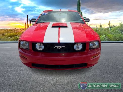 Used 2009 Ford Mustang GT RWD image 3