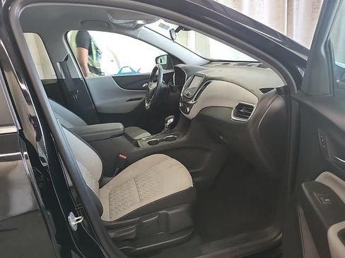 Used 2023 Chevrolet Equinox LT FWD image 11