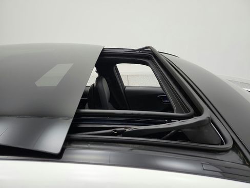 Used 2024 Mercedes-Benz C 300 Sedan image 17