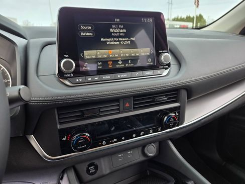 New 2026 Nissan Rogue SV image 7