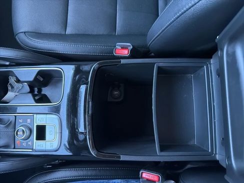 Used 2020 Kia Telluride EX AWD/4WD image 18