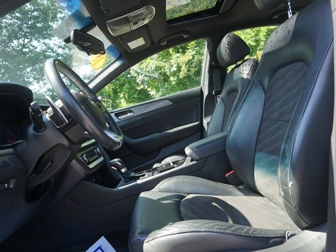 Used 2018 Hyundai Sonata Sport FWD image 13
