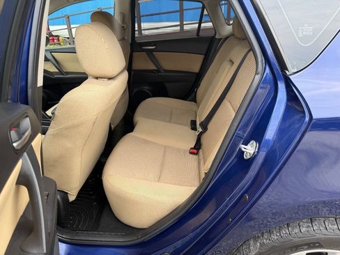 Used 2012 MAZDA MAZDA3 i Touring FWD image 14
