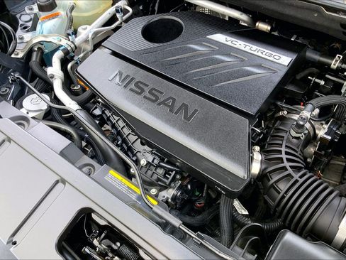 Used 2023 Nissan Rogue SV AWD/4WD image 35