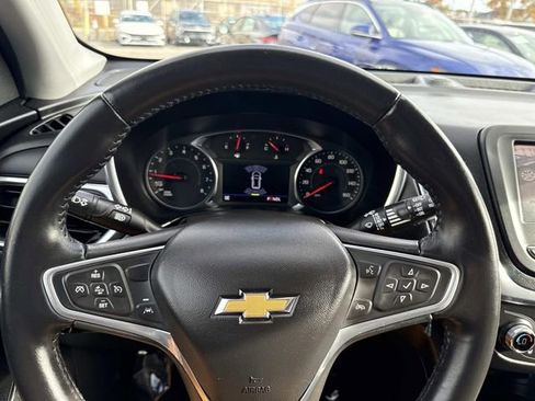 Used 2022 Chevrolet Equinox LT image 32