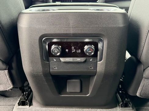 New 2026 Chevrolet Tahoe LT w/ Comfort Package AWD/4WD image 30