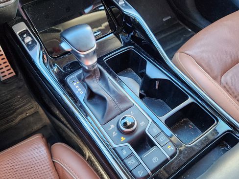 Used 2023 Kia Sorento SX Prestige image 25