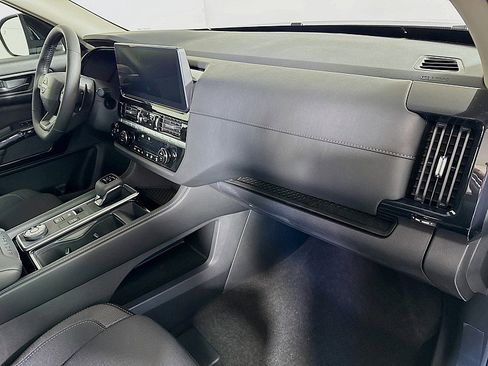 New 2026 Nissan Pathfinder SV AWD/4WD image 28