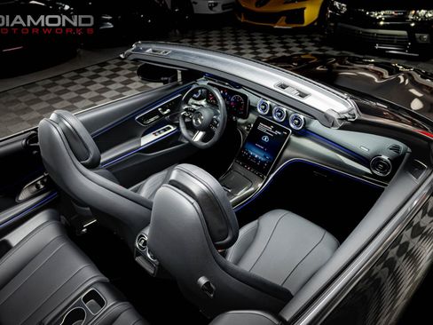 Used 2025 Mercedes-Benz CLE 300 4MATIC Cabriolet image 76