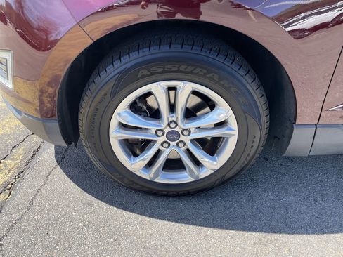 Used 2018 Ford Edge SEL w/ Equipment Group 201A AWD/4WD image 9