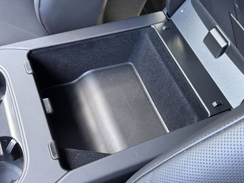 Used 2025 Porsche Cayenne Turbo GT image 51