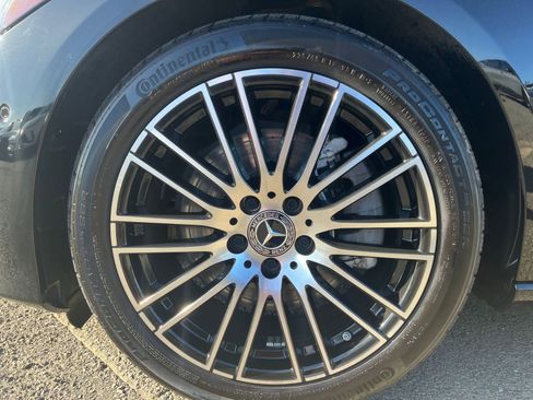 Used 2024 Mercedes-Benz C 300 4MATIC Sedan image 31